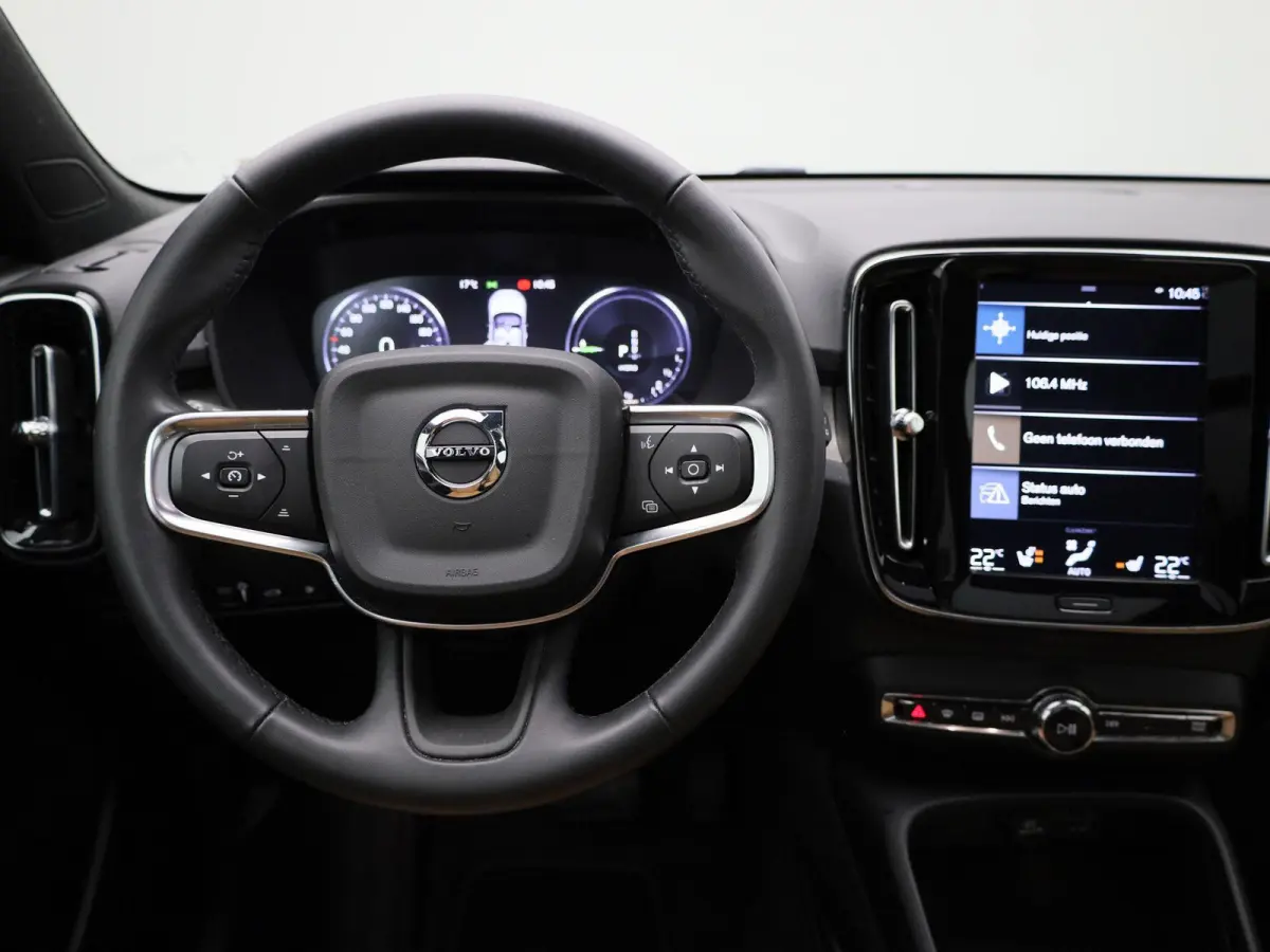 1.5 T4 Inscription | Automaat | Panoramadak | Trekhaak | Apple Carplay / Android Auto | Memory Seats | Parkeersensoren | Virtual Cockpit | Stoel- Stuurverwarming | Elektrische Achterklep | A