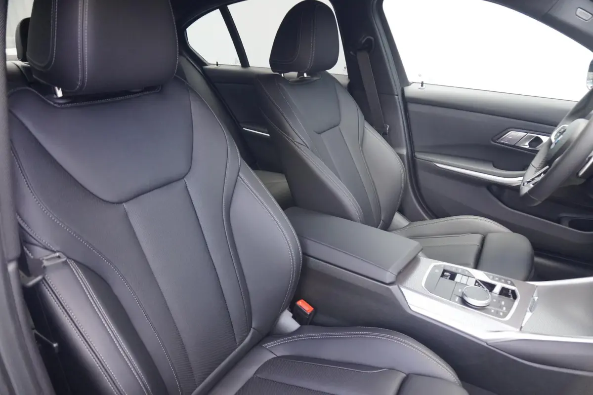 318i M Sportpakket | Trekhaak | High Executive | Comfort Pack | Innovation Pack