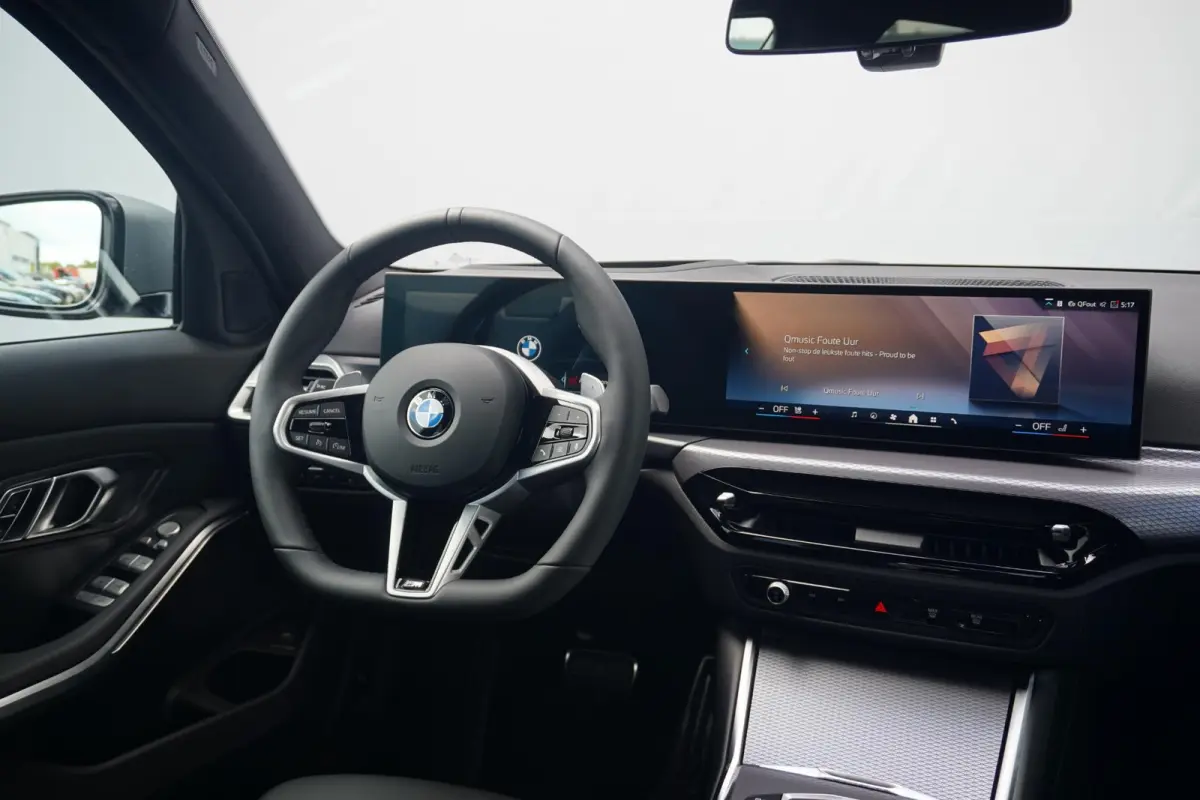 318i M Sportpakket | Trekhaak | High Executive | Comfort Pack | Innovation Pack