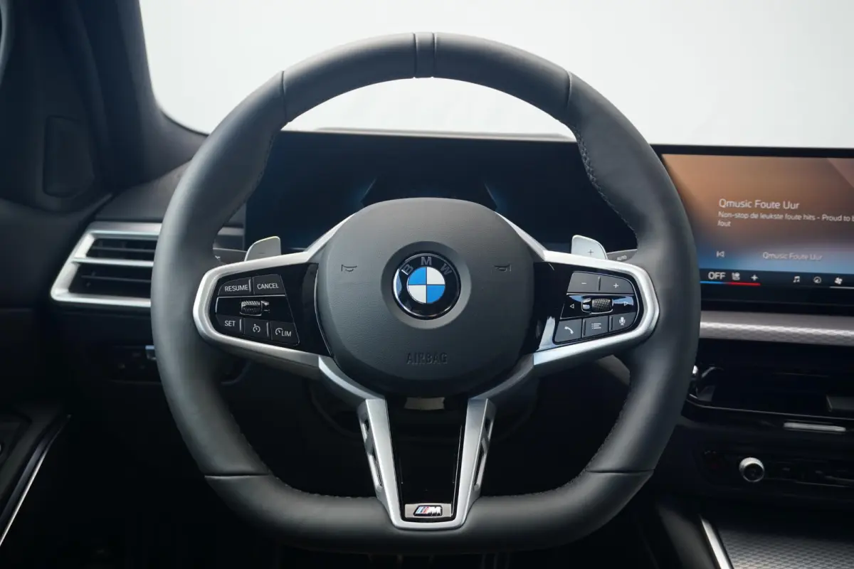 318i M Sportpakket | Trekhaak | High Executive | Comfort Pack | Innovation Pack