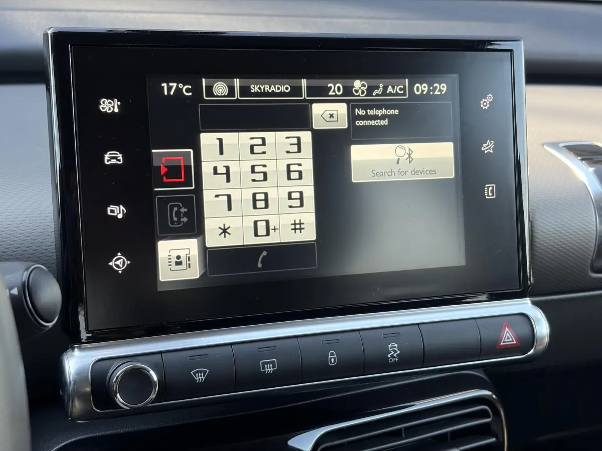 1.2 PureTech Shine 2e Eigenaar,Camera,Navi,Trekhaak,Pdc,Dealer Onderhouden,N.A.P,Lm velgen,Bj 12-2016,Apk tot 02-2027