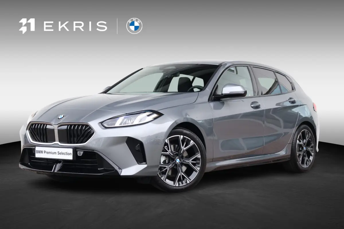 120 M Sport Design Edition M Sportpakket/ Stuurwielrand verwarmd/ Achteruitrijcamera/ Getint Glas/ Sportstoelen/ Driving Assistant