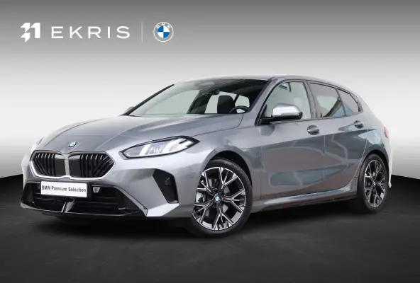120 M Sport Design Edition M Sportpakket/ Stuurwielrand verwarmd/ Achteruitrijcamera/ Getint Glas/ Sportstoelen/ Driving Assistant