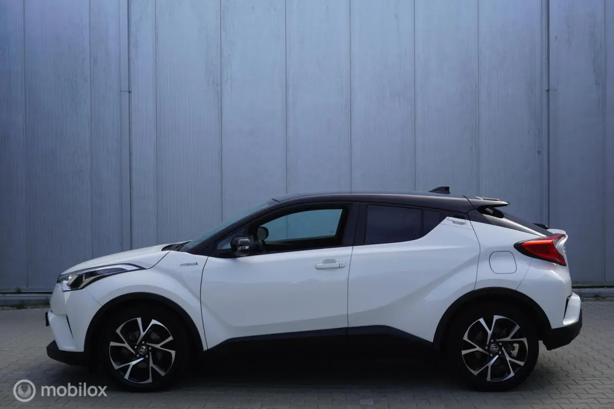 1.8 Hybrid Dynamic 2019 72.403 KM