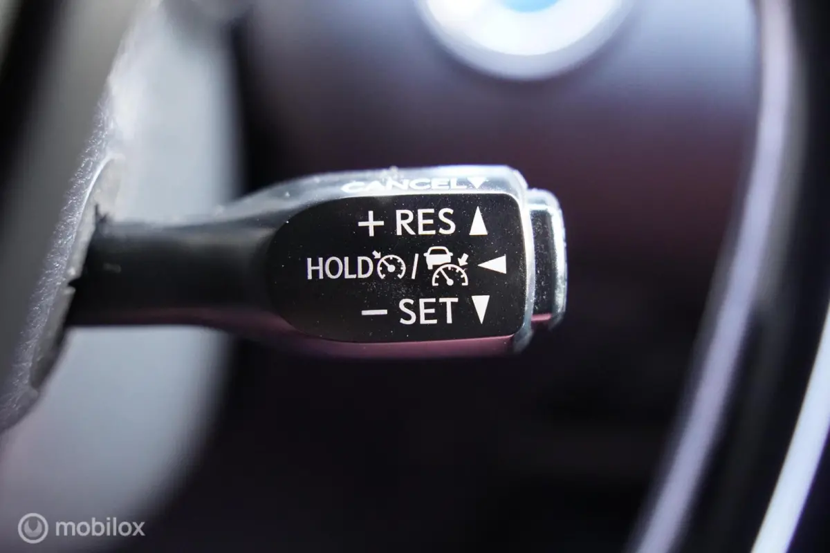 1.8 Hybrid Dynamic 2019 72.403 KM