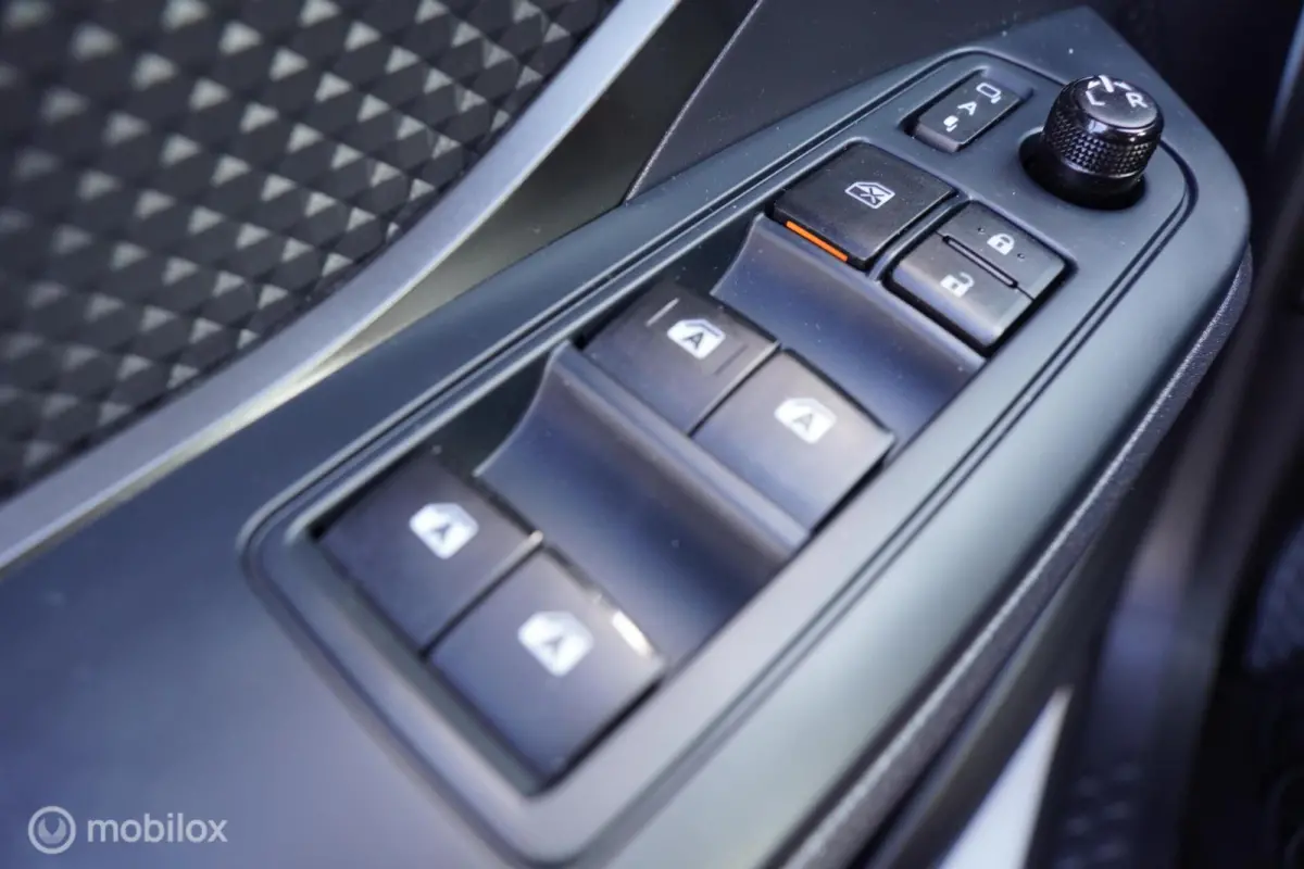 1.8 Hybrid Dynamic 2019 72.403 KM