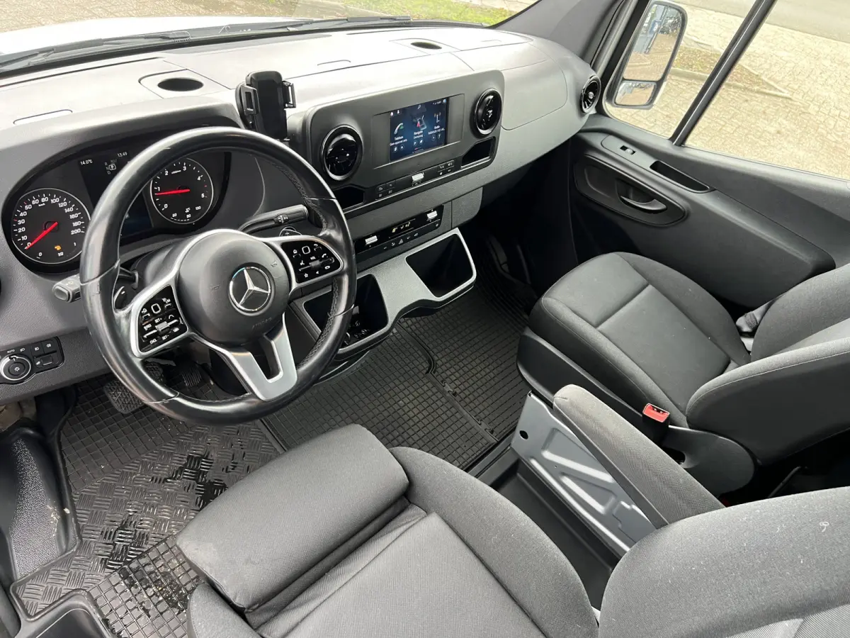 314 CDI LED/ Bedrijfswageninrichting