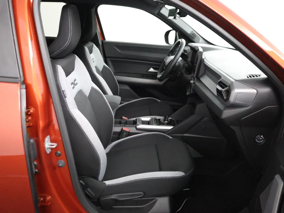 limited edition hybrid 155 | Parkeercamera | Navigatie | Stoel-, Stuur- & Voorruitverw. |