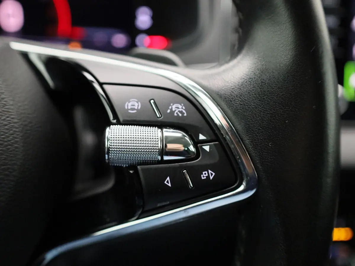 1.5 TSI ACT Business Edition | Automaat | Apple Carplay / Android Auto | Navigatie | camera | Virtual Cockpit | Verwarmde Stoelen | Cruise Control | Stuur verwarming