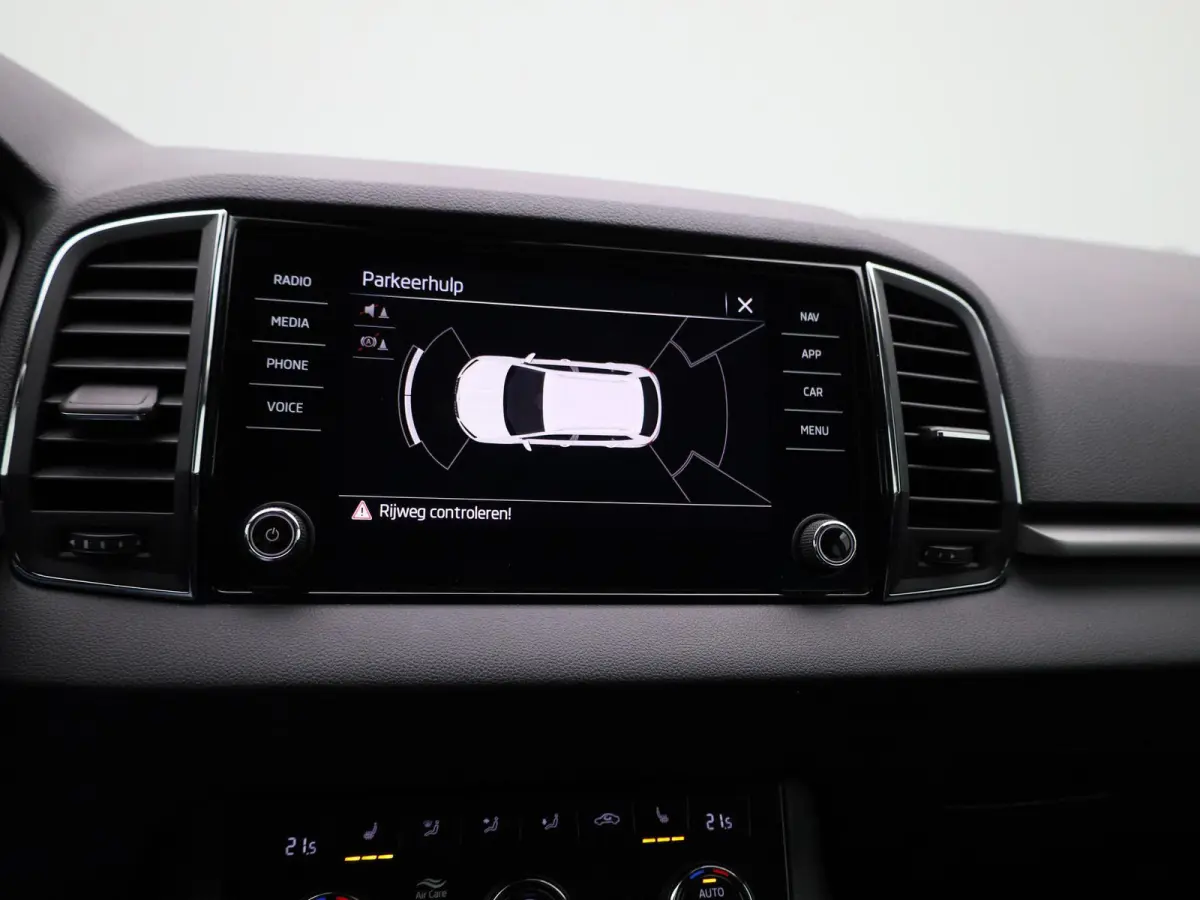 1.5 TSI ACT Business Edition | Automaat | Apple Carplay / Android Auto | Navigatie | camera | Virtual Cockpit | Verwarmde Stoelen | Cruise Control | Stuur verwarming