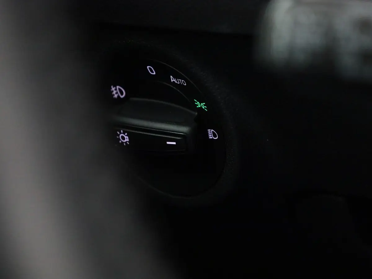 1.5 TSI ACT Business Edition | Automaat | Apple Carplay / Android Auto | Navigatie | camera | Virtual Cockpit | Verwarmde Stoelen | Cruise Control | Stuur verwarming