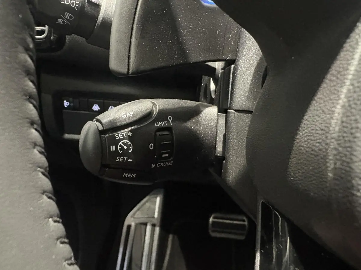 1.6 Plug-in Hybrid 225 Shine | APPLE CARPLAY & ANDROID AUTO | STOELVERWARMING | ADAPT. CRUISE | CAMERA |