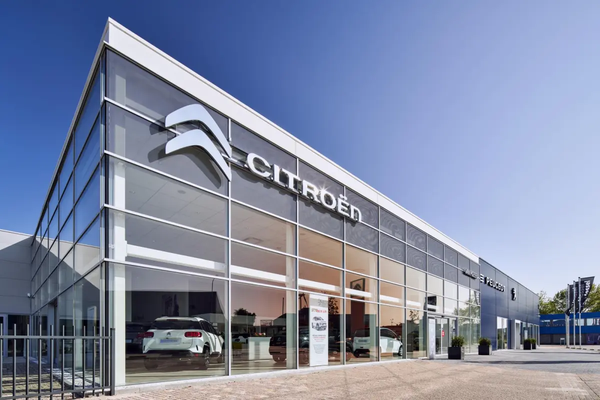 1.6 Plug-in Hybrid 225 Shine | APPLE CARPLAY & ANDROID AUTO | STOELVERWARMING | ADAPT. CRUISE | CAMERA |