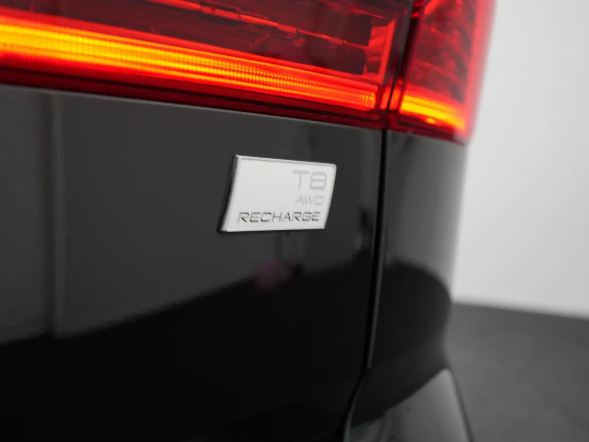 T8 AWD Plus Dark LONG RANGE PHEV 456pk Dealer O.H | Panodak | 360 Camera | Adaptive Cruise | Head Up | Adaptieve Full LED Koplampen |  Sportstoelen Memory & Verwarmd | Google Assistant | App