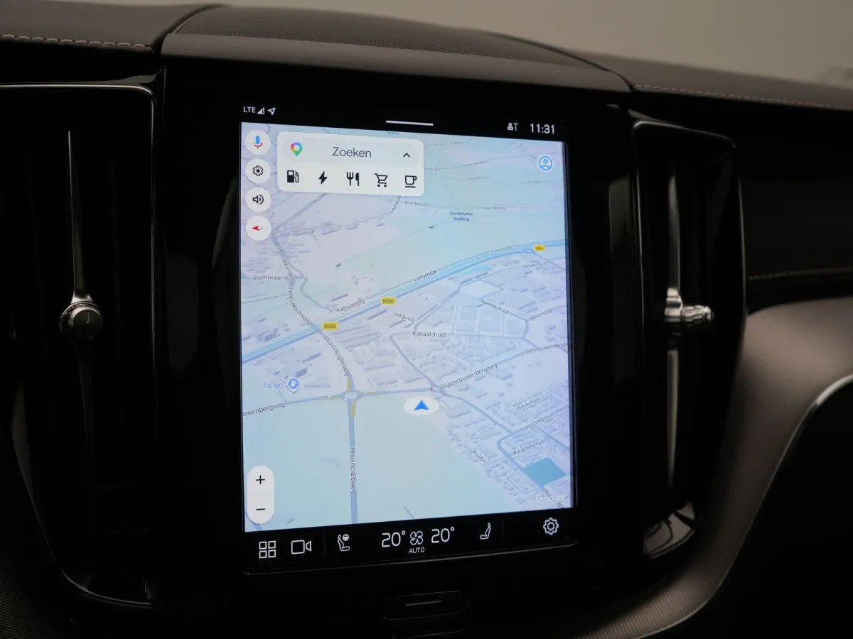 T8 AWD Plus Dark LONG RANGE PHEV 456pk Dealer O.H | Panodak | 360 Camera | Adaptive Cruise | Head Up | Adaptieve Full LED Koplampen |  Sportstoelen Memory & Verwarmd | Google Assistant | App