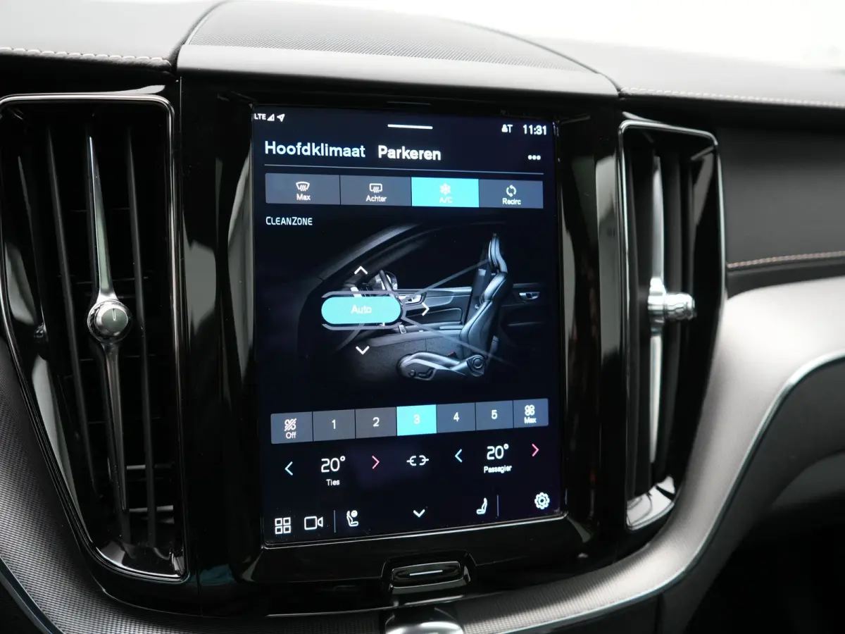 T8 AWD Plus Dark LONG RANGE PHEV 456pk Dealer O.H | Panodak | 360 Camera | Adaptive Cruise | Head Up | Adaptieve Full LED Koplampen |  Sportstoelen Memory & Verwarmd | Google Assistant | App