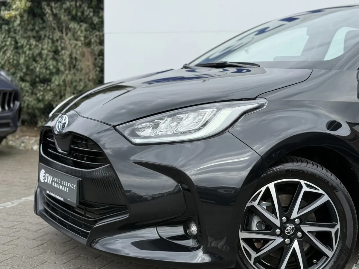 1.5 Hybrid Dynamic | Trekhaak | CarPlay | ACC | Camera | Keyless | 16 inch