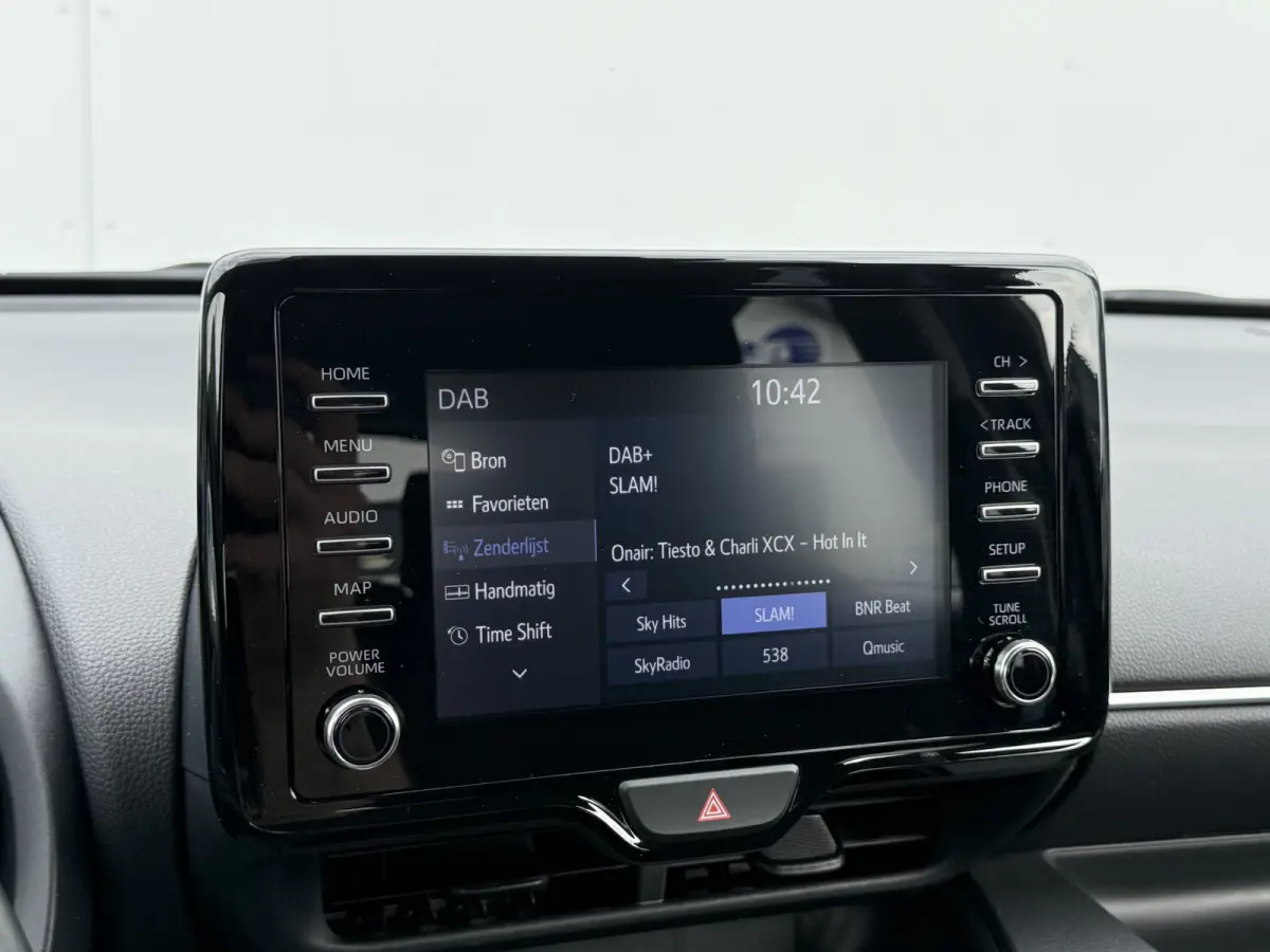 1.5 Hybrid Dynamic | Trekhaak | CarPlay | ACC | Camera | Keyless | 16 inch