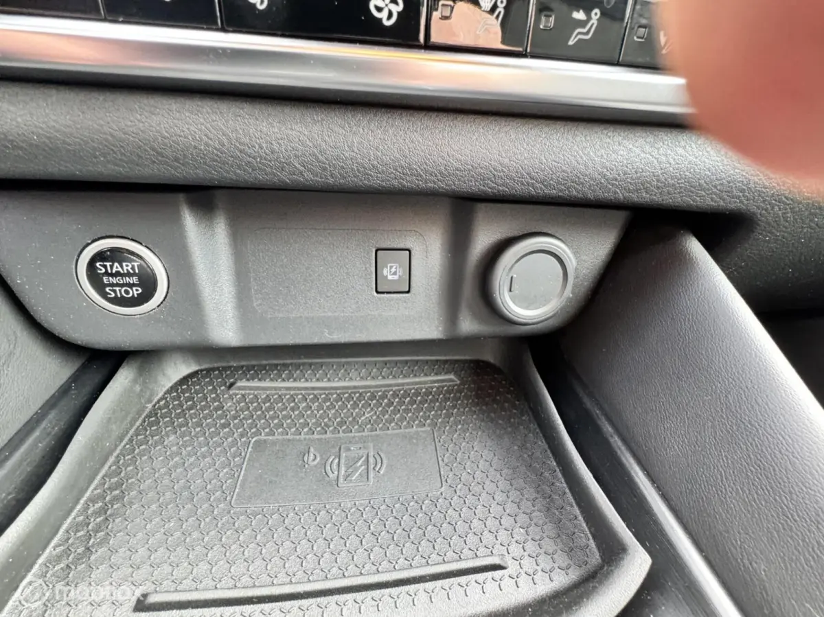 1.3 MHEV Hybride Xtronic N-Connecta Two-Tone