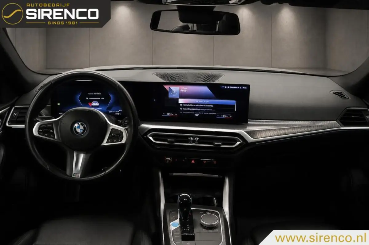 eDrive40 High Executive 84 kWh | M pakket | virtual widescreen cockpit | adaptieve cruise control | led | camera |
