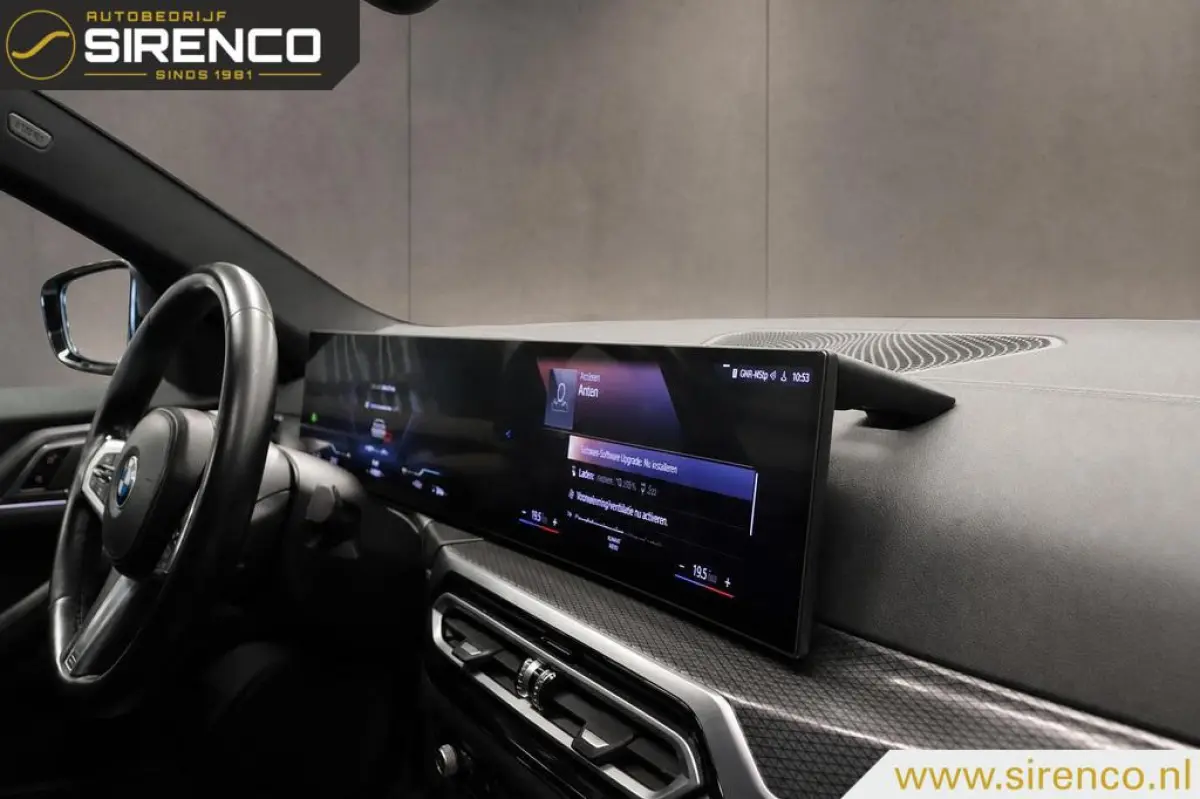 eDrive40 M-sport 84 kWh | virtual widescreen cockpit | adaptieve cruise control | led | camera | high executive |