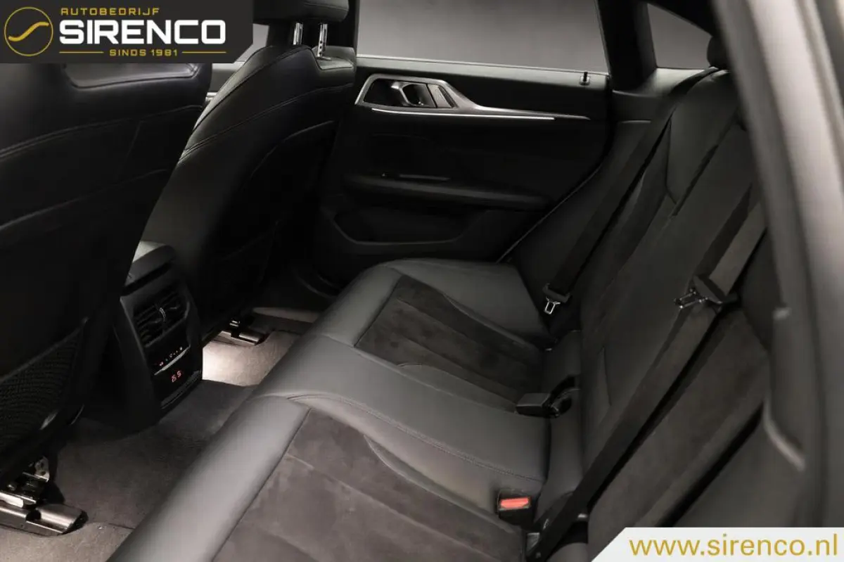 eDrive40 M-sport 84 kWh | virtual widescreen cockpit | adaptieve cruise control | led | camera | high executive |