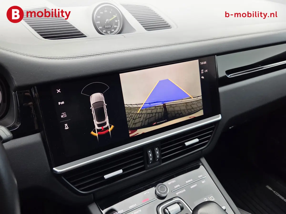 3.0 E-Hybrid Sport Chrono Panoramadak Trekhaak 3500kg NL Auto! | Soft Close | BOSE | Comfortstoelen | Luchtvering