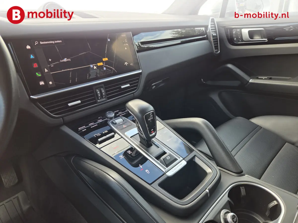 3.0 E-Hybrid Sport Chrono Panoramadak Trekhaak 3500kg NL Auto! | Soft Close | BOSE | Comfortstoelen | Luchtvering