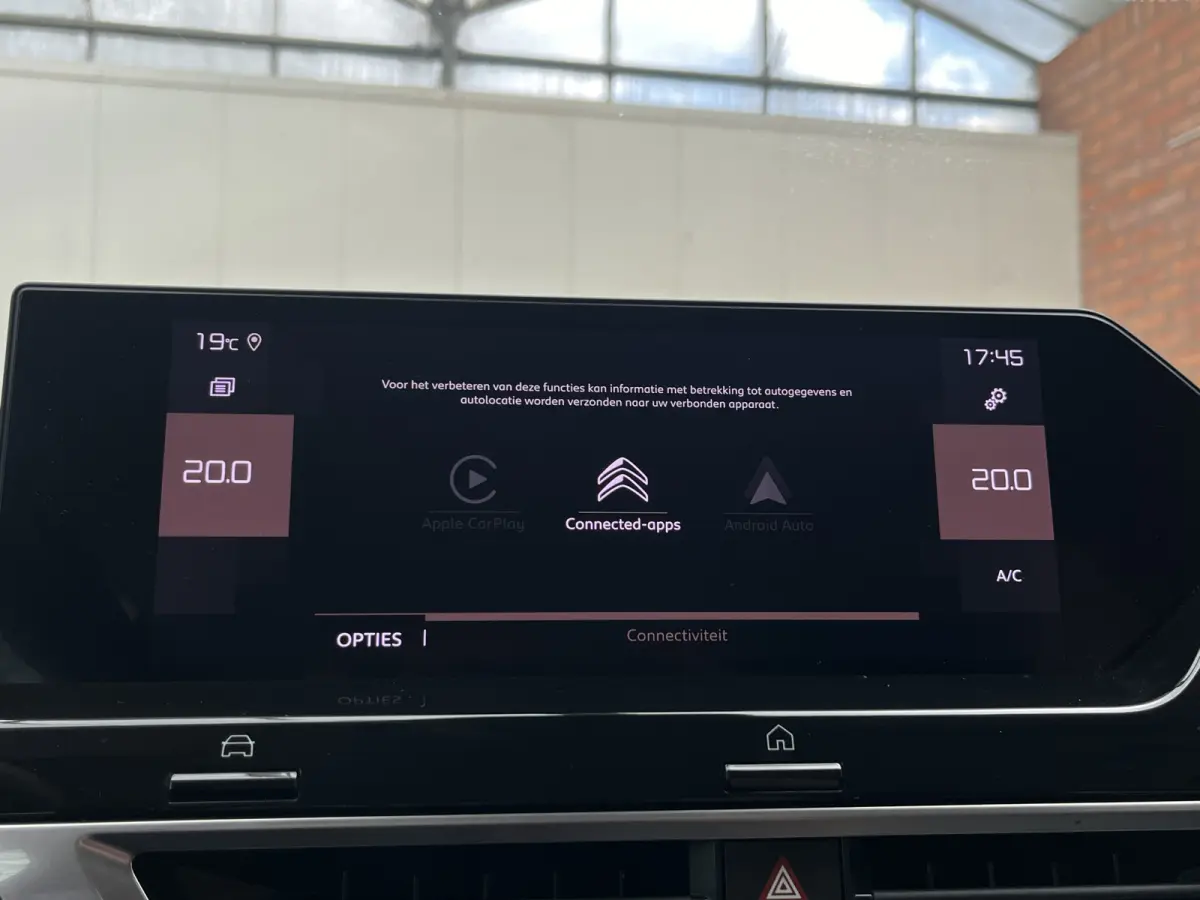 Puretech 100 Feel | Camera achter | Navigatie | Climate Control | Cruise Control | Carplay/Android Auto |