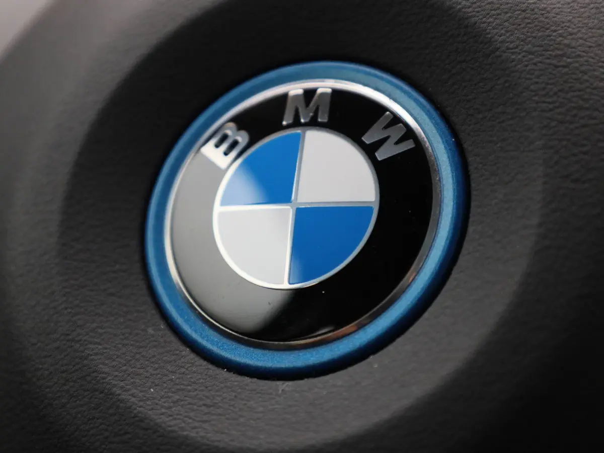 xDrive25e | Automaat | LMV | Parkeer sensoren | Virtual cockpit | Camera | Climate control | Apple carplay  | Navigatie | Elec. achterklep | Leder | Bluetooth | DAB