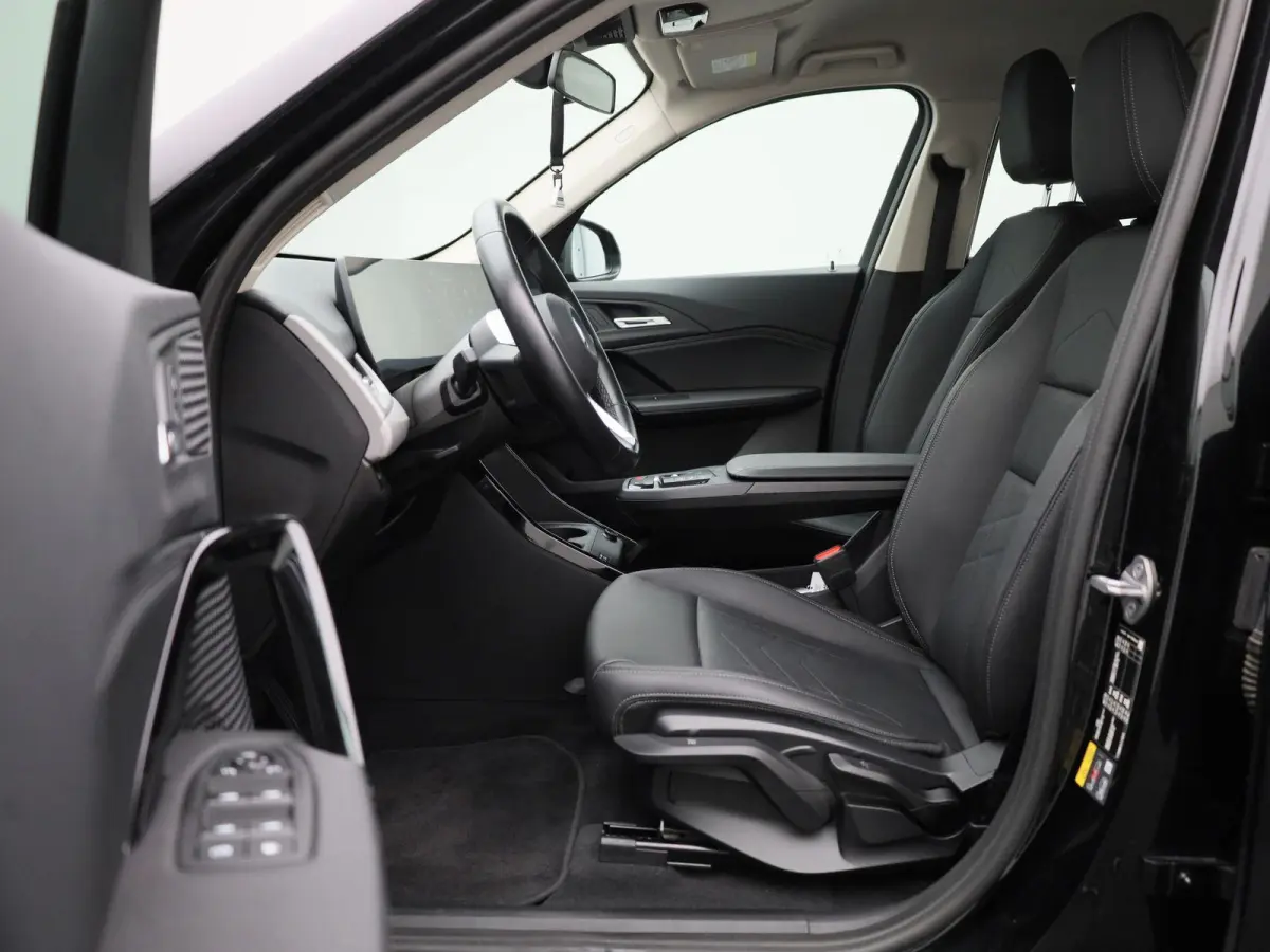 xDrive25e | Automaat | LMV | Parkeer sensoren | Virtual cockpit | Camera | Climate control | Apple carplay  | Navigatie | Elec. achterklep | Leder | Bluetooth | DAB