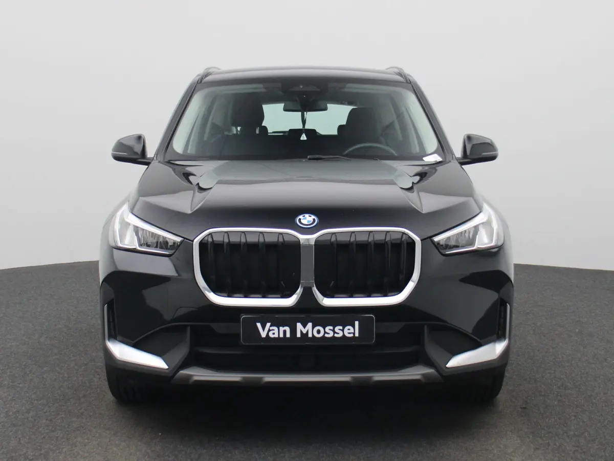 xDrive25e | Automaat | LMV | Parkeer sensoren | Virtual cockpit | Camera | Climate control | Apple carplay  | Navigatie | Elec. achterklep | Leder | Bluetooth | DAB