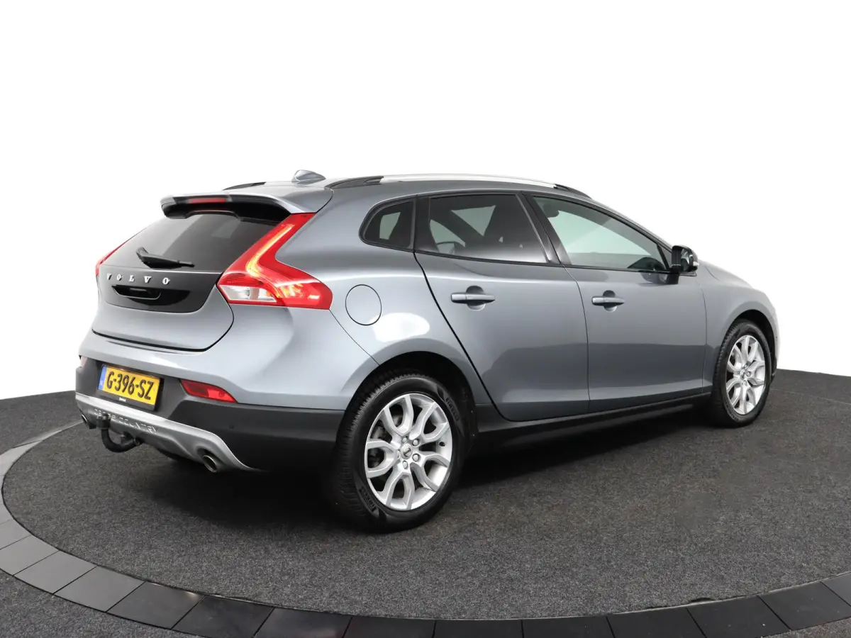 1.5 T3 Polar+ Luxury | AUTOMAAT | Trekhaak | Adapt. Cruise | Standkachel |