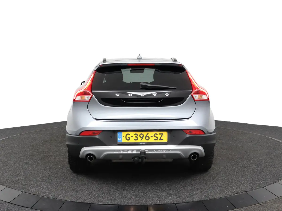 1.5 T3 Polar+ Luxury | AUTOMAAT | Trekhaak | Adapt. Cruise | Standkachel |