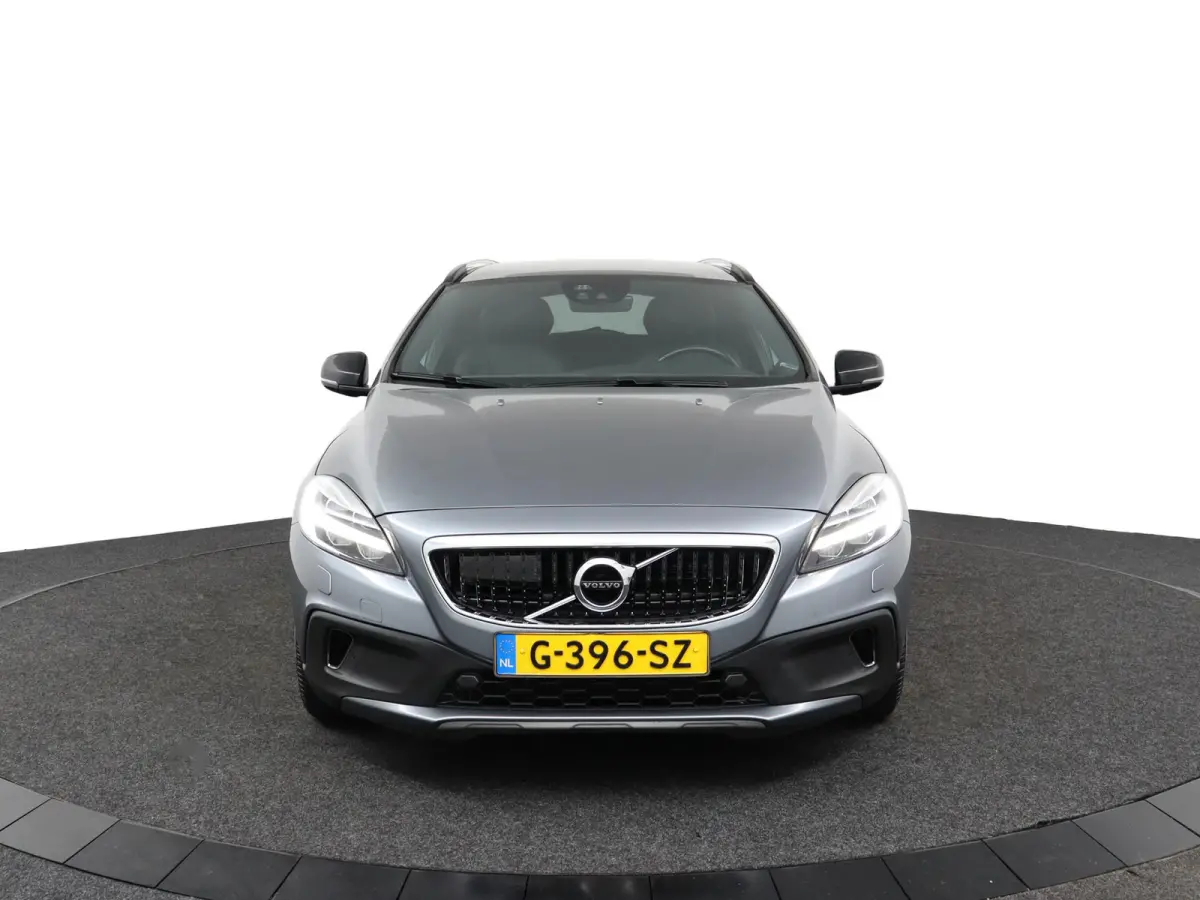 1.5 T3 Polar+ Luxury | AUTOMAAT | Trekhaak | Adapt. Cruise | Standkachel |