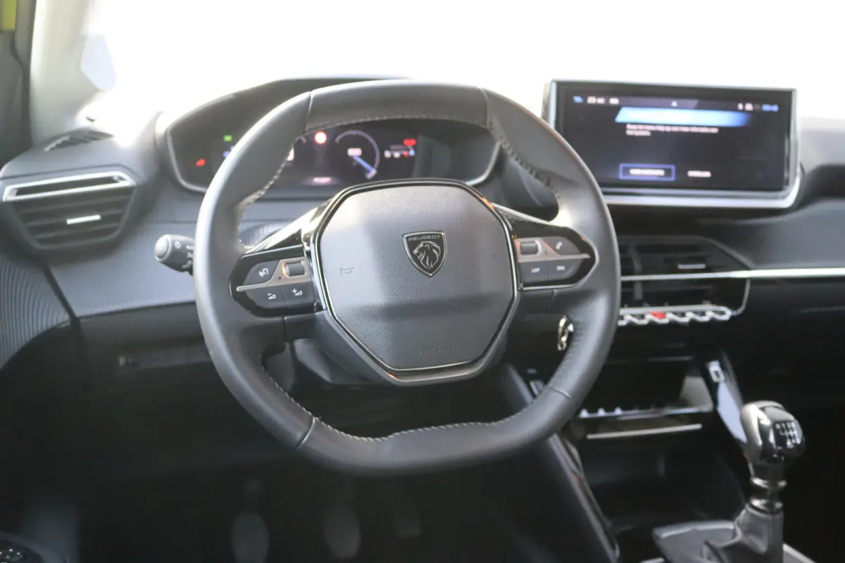 1.2 PureT. 100PK Allure Carplay-android/Parkeerhulp/Cruise-control