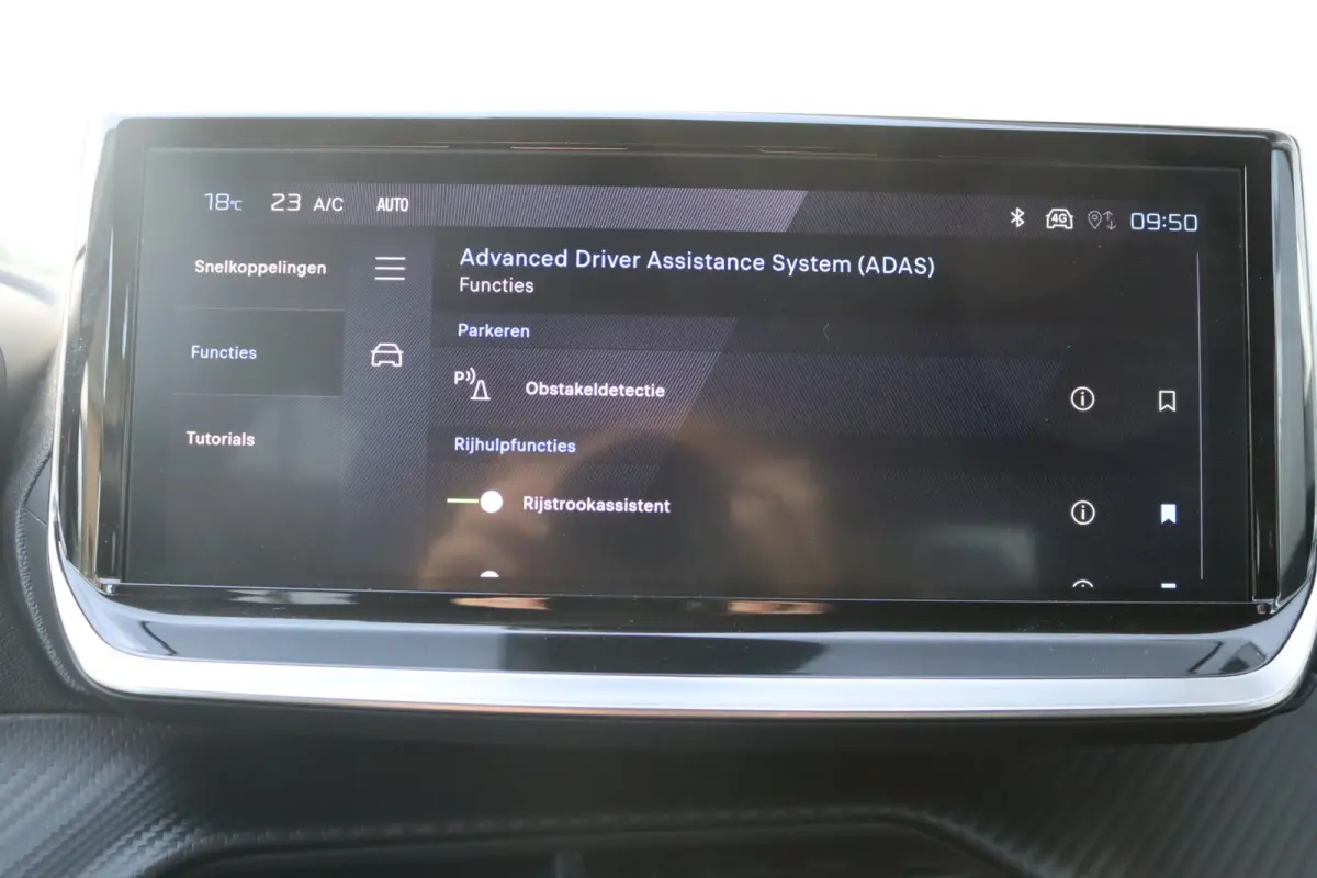 1.2 PureT. 100PK Allure Carplay-android/Parkeerhulp/Cruise-control