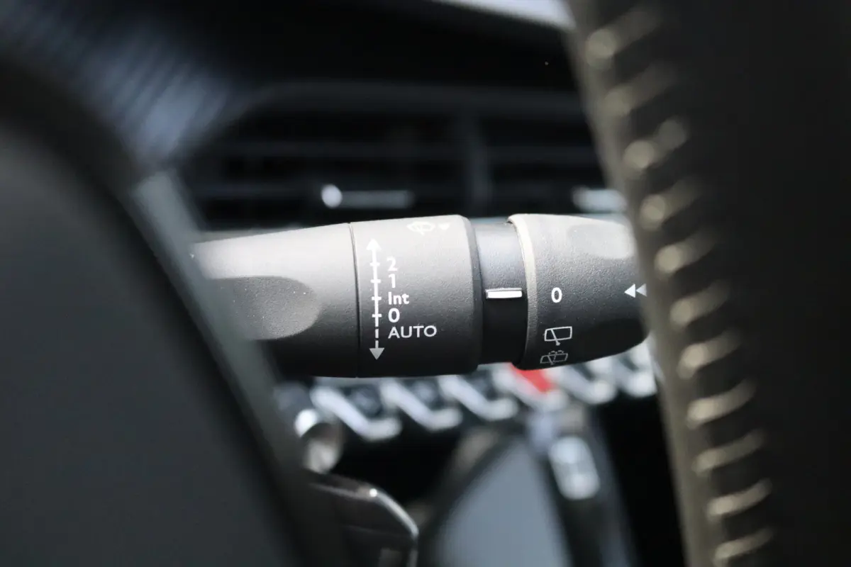 1.2 PureT. 100PK Allure Carplay-android/Parkeerhulp/Cruise-control
