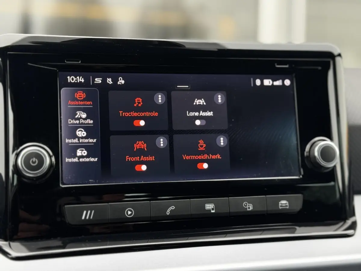 1.0 EcoTSI FR|LED|17"|Clima|Carplay|PDC|ACC|BTW
