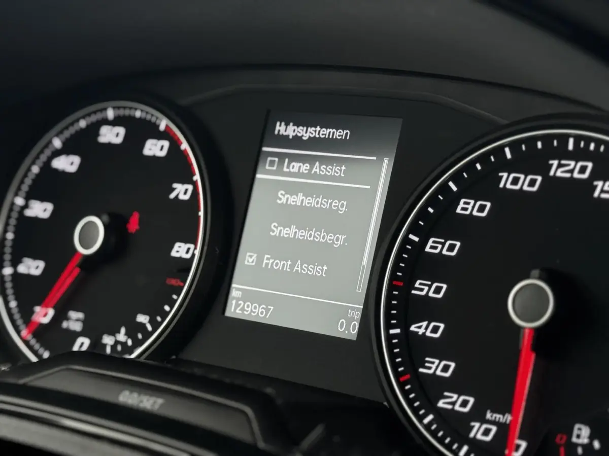 1.0 EcoTSI FR|LED|17"|Clima|Carplay|PDC|ACC|BTW