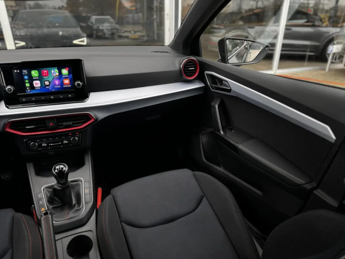 1.0 EcoTSI FR|LED|17"|Clima|Carplay|PDC|ACC|BTW