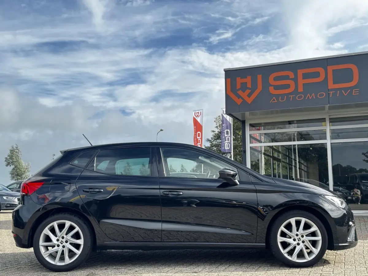 1.0 EcoTSI FR|LED|17"|Clima|Carplay|PDC|ACC|BTW