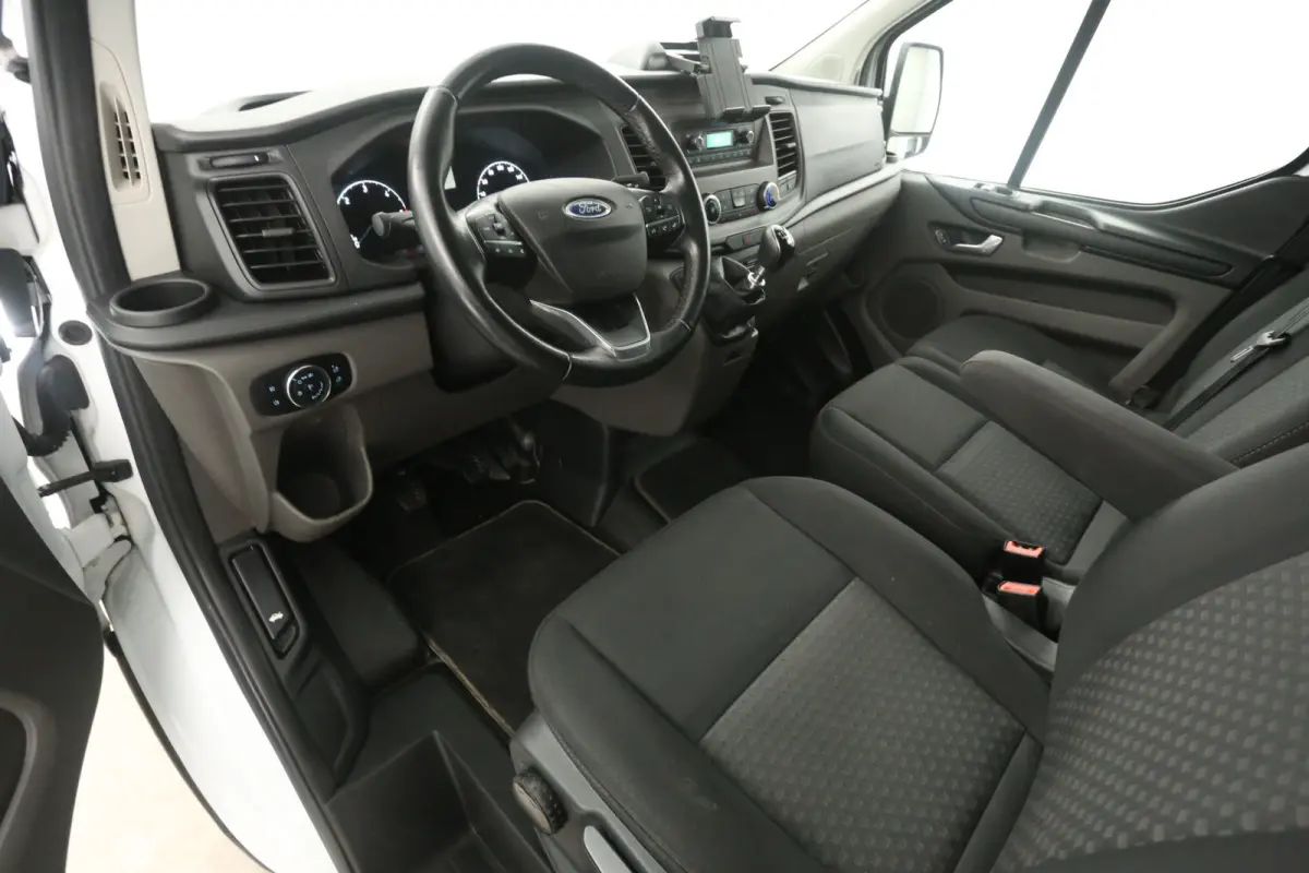 2.0 TDCI L2H1 | DC | 6 Zits | 2800kg Trekgew. | Airco | Cruise | 2xSchuifdeur | Parkeersens. | Trekhaak