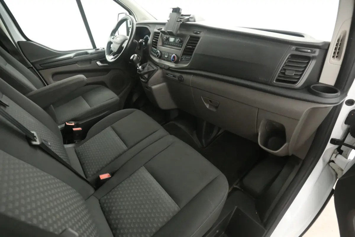 2.0 TDCI L2H1 | DC | 6 Zits | 2800kg Trekgew. | Airco | Cruise | 2xSchuifdeur | Parkeersens. | Trekhaak