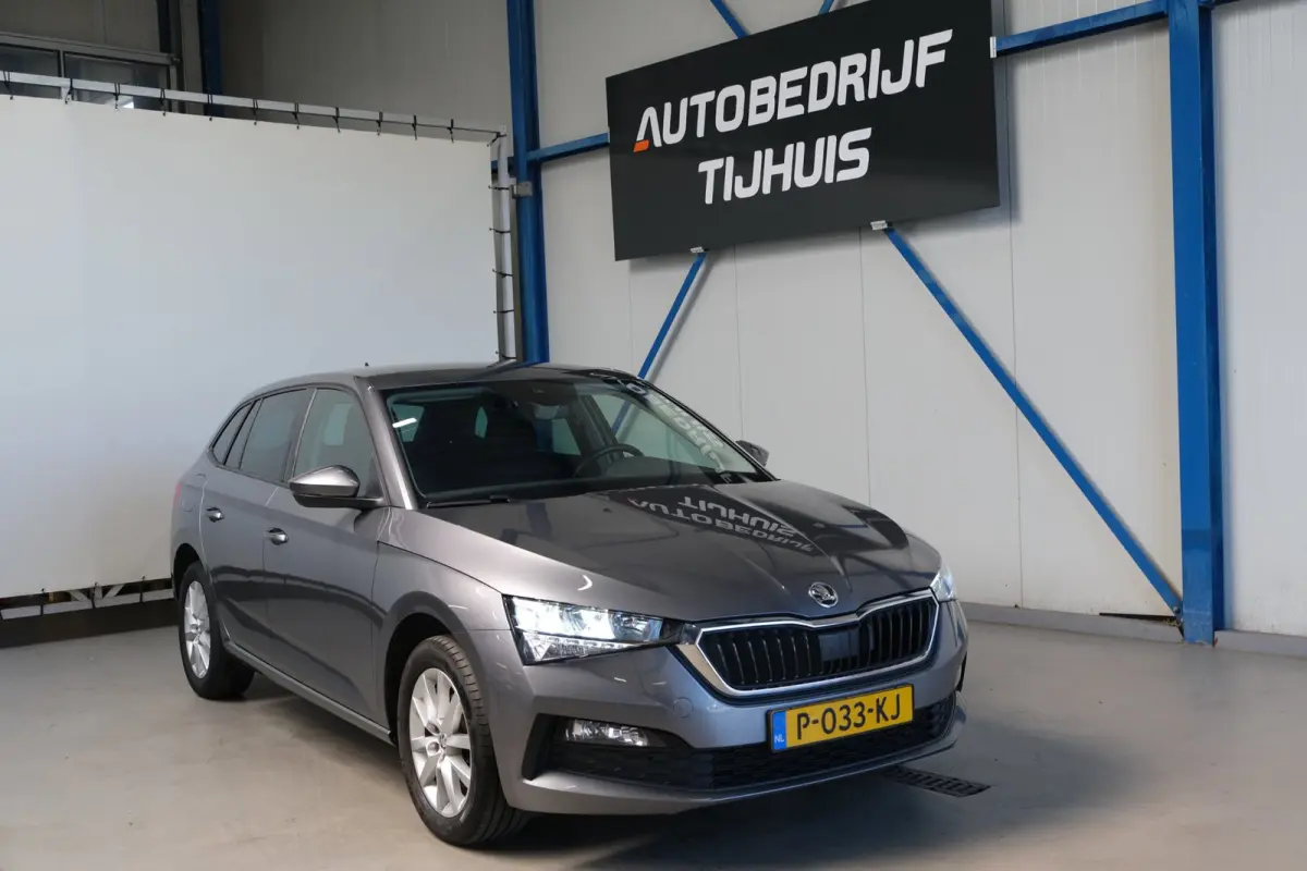 1.0 TSI Ambition - N.A.P. Airco, Carplay, Cruise, PDC.