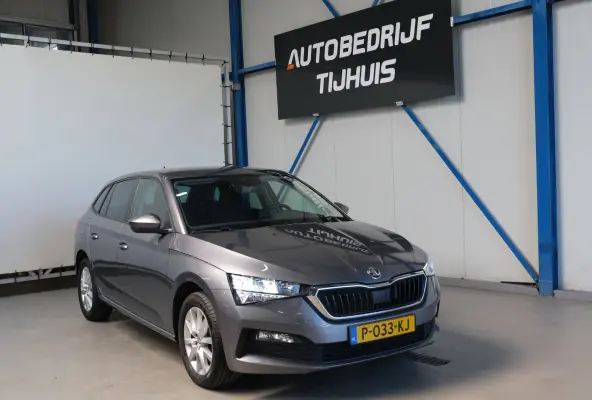 1.0 TSI Ambition - N.A.P. Airco, Carplay, Cruise, PDC.