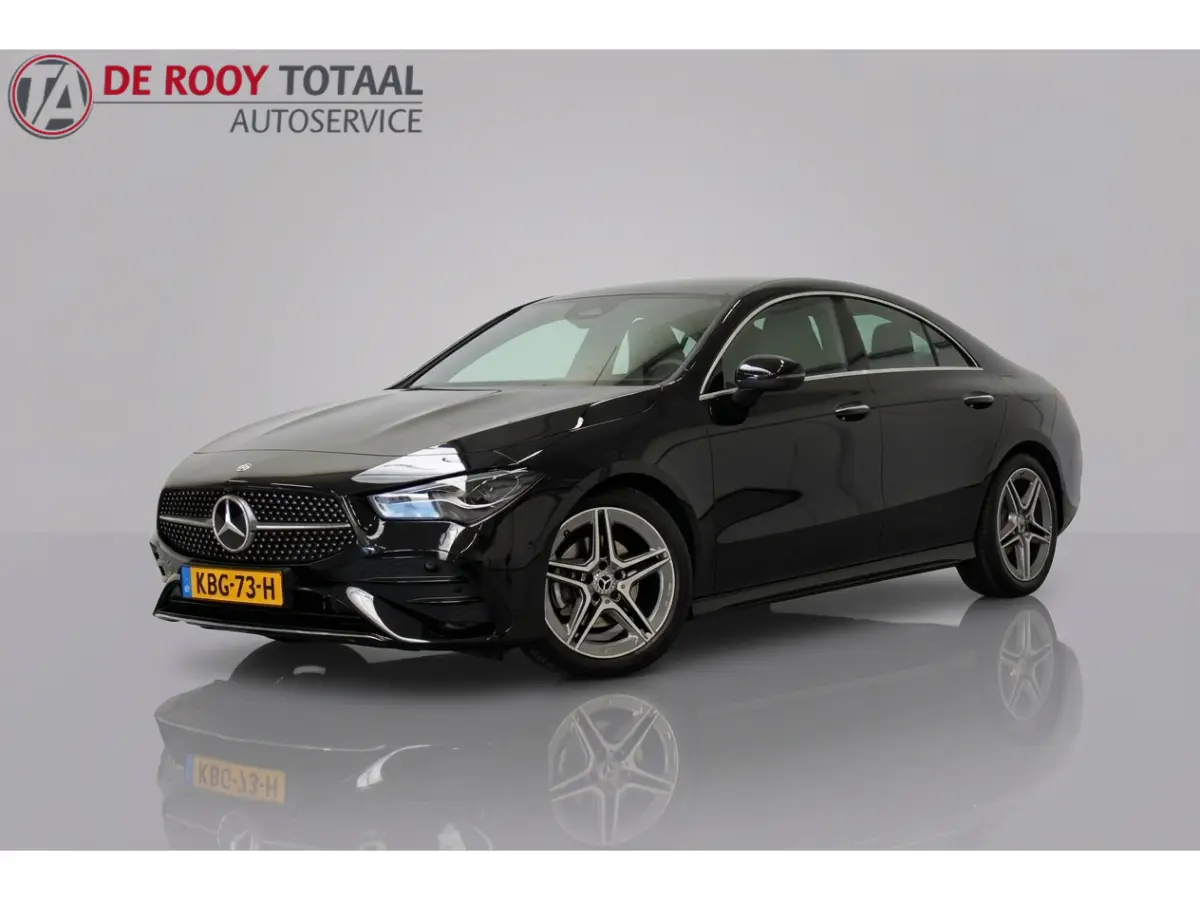 180 AMG Line 136PK, SFEERVERLICHTING | STUUR/STOELVERWARMING | MBUX | LED