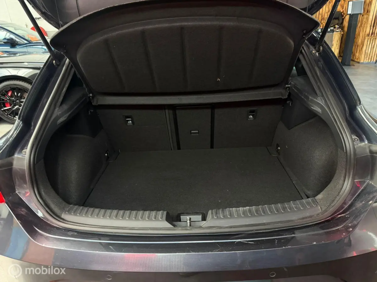 1.5 e-TSI/ Pano / Sfeer / Camera / Key / Garantie