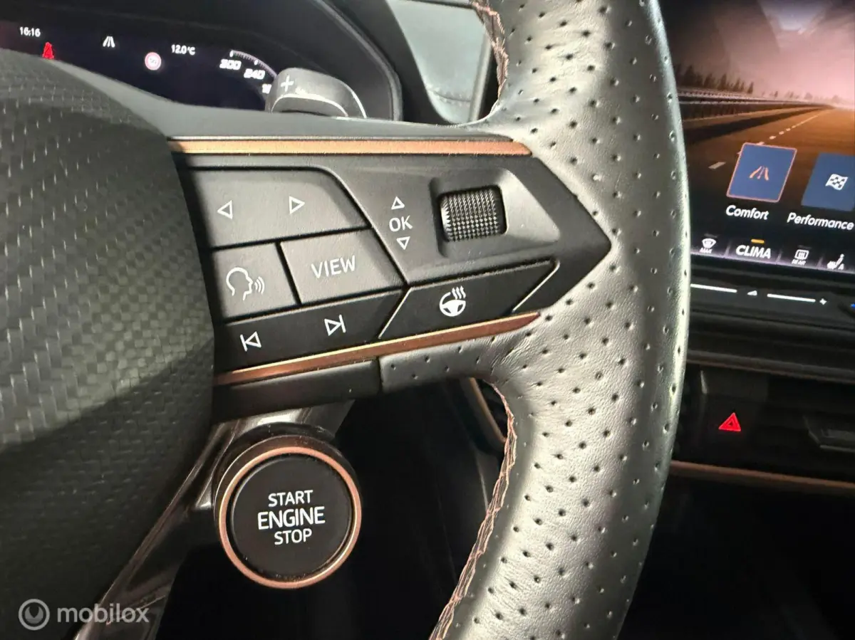 1.5 e-TSI/ Pano / Sfeer / Camera / Key / Garantie