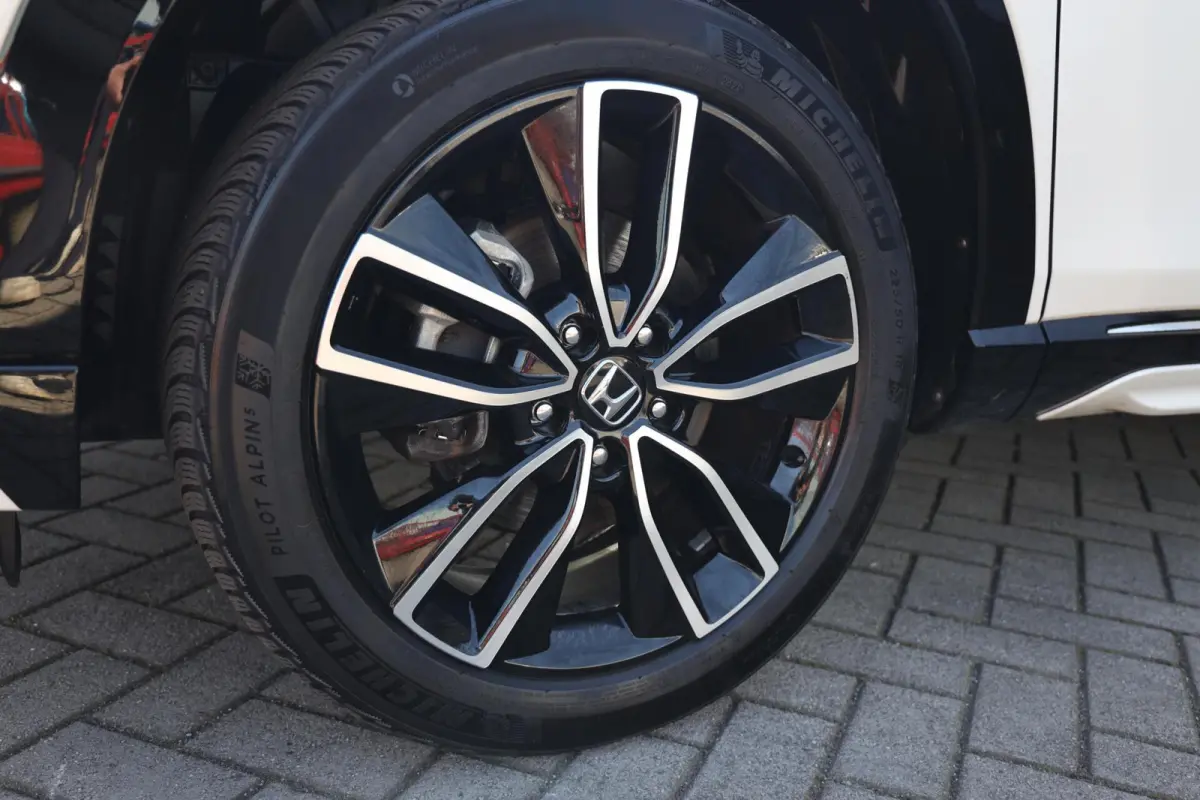1.5 e:HEV Advance Style|Camera|Stoelverwarming|Navi|Apple carplay/Android auto|